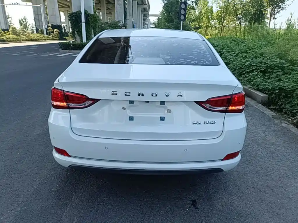 BAIC Senova D50 — миниатюра 6