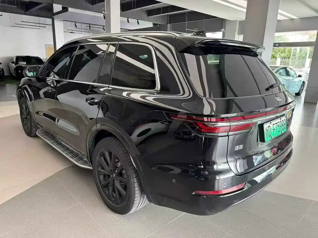Li Auto ONE 2021 6 мест