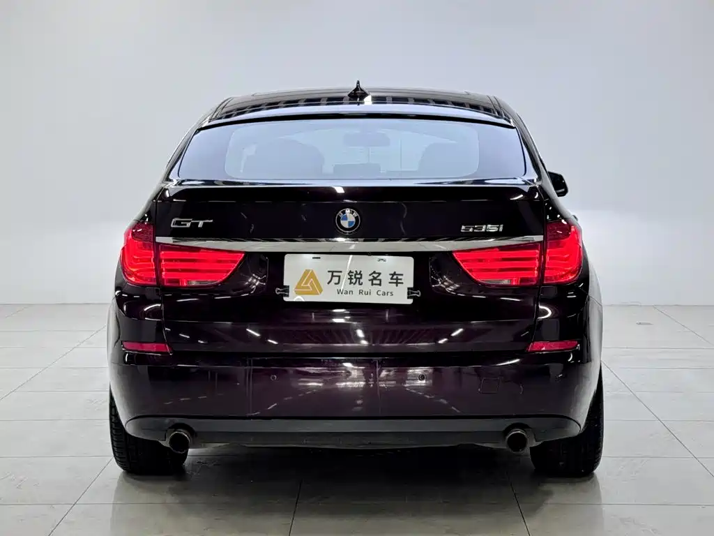 BMW 5 Series GT — миниатюра 4