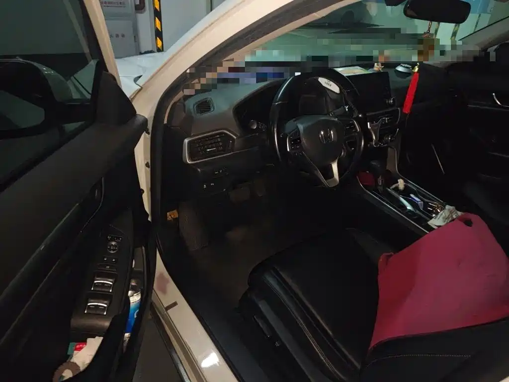 Honda Accord — миниатюра 14