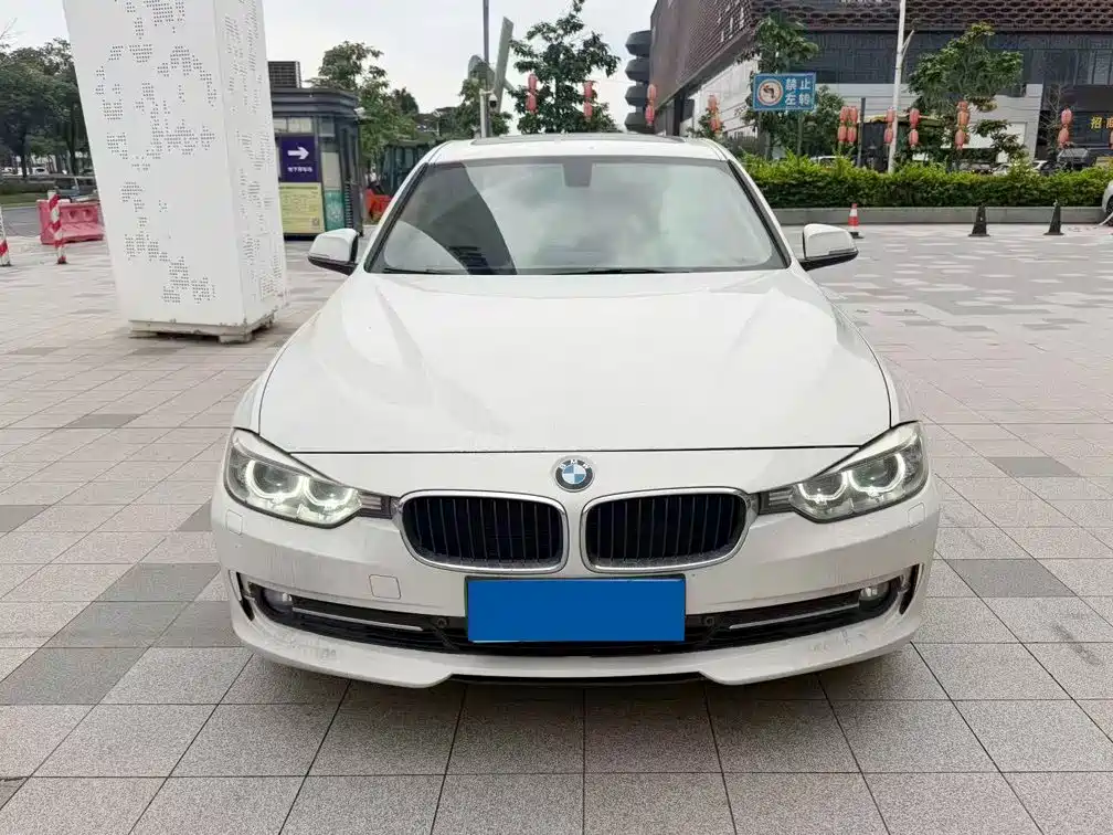 BMW 3 Series — миниатюра 2