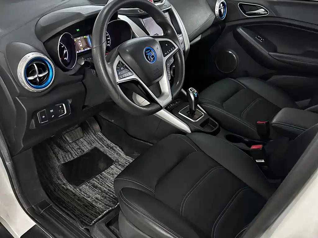 BYD Yuan EV — миниатюра 10