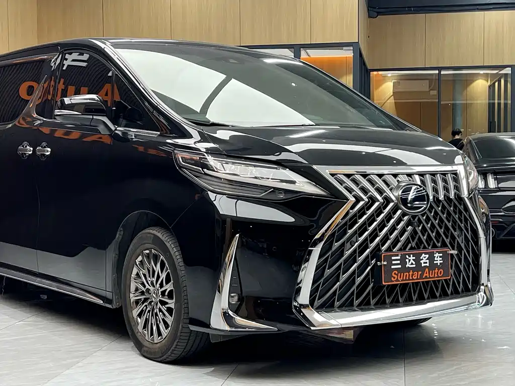 Lexus LM — фотографии объявления, Фото 11
