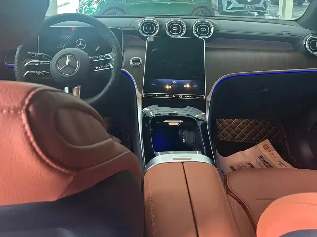 Mercedes-Benz GLC — миниатюра 11