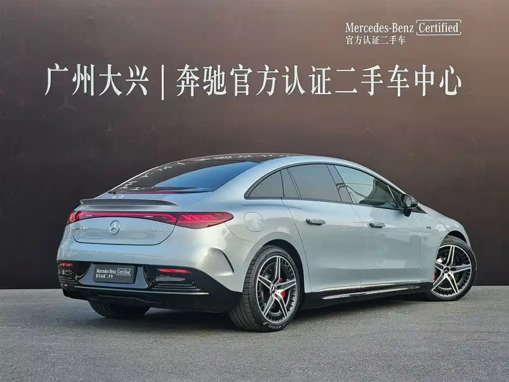 MERCEDES-BENZ EQE AMG