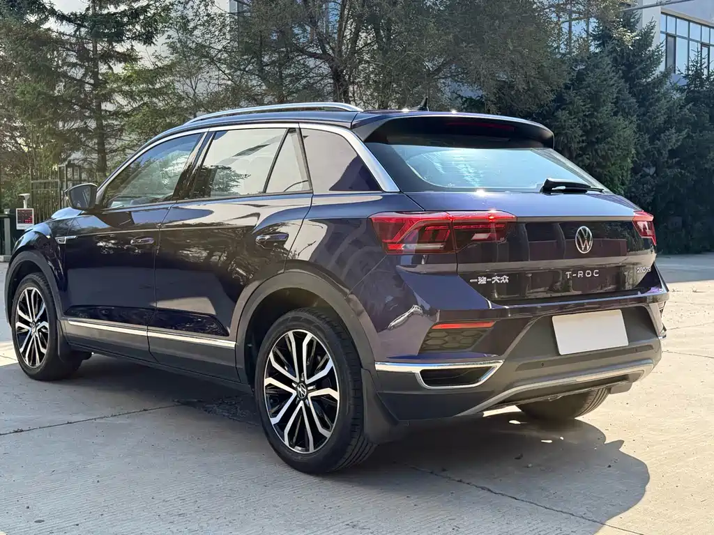 Volkswagen T-Roc — миниатюра 7