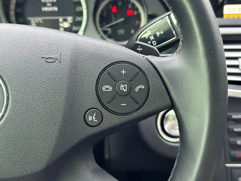 Mercedes-Benz E-Class — миниатюра 39