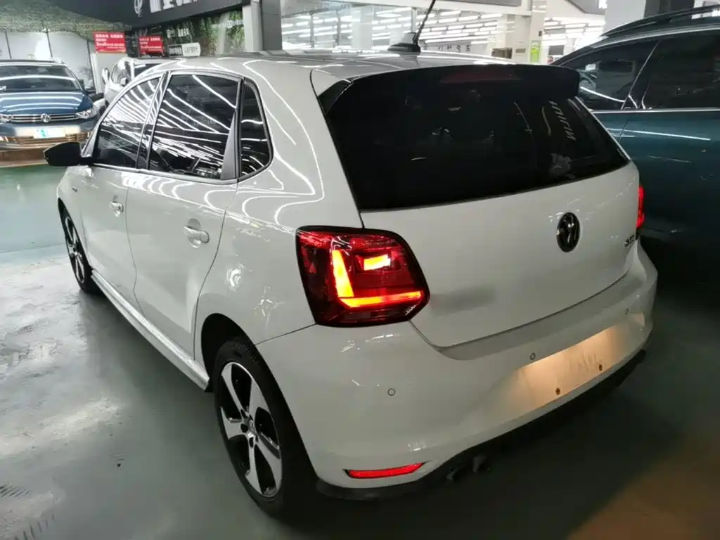Volkswagen Polo — миниатюра 5