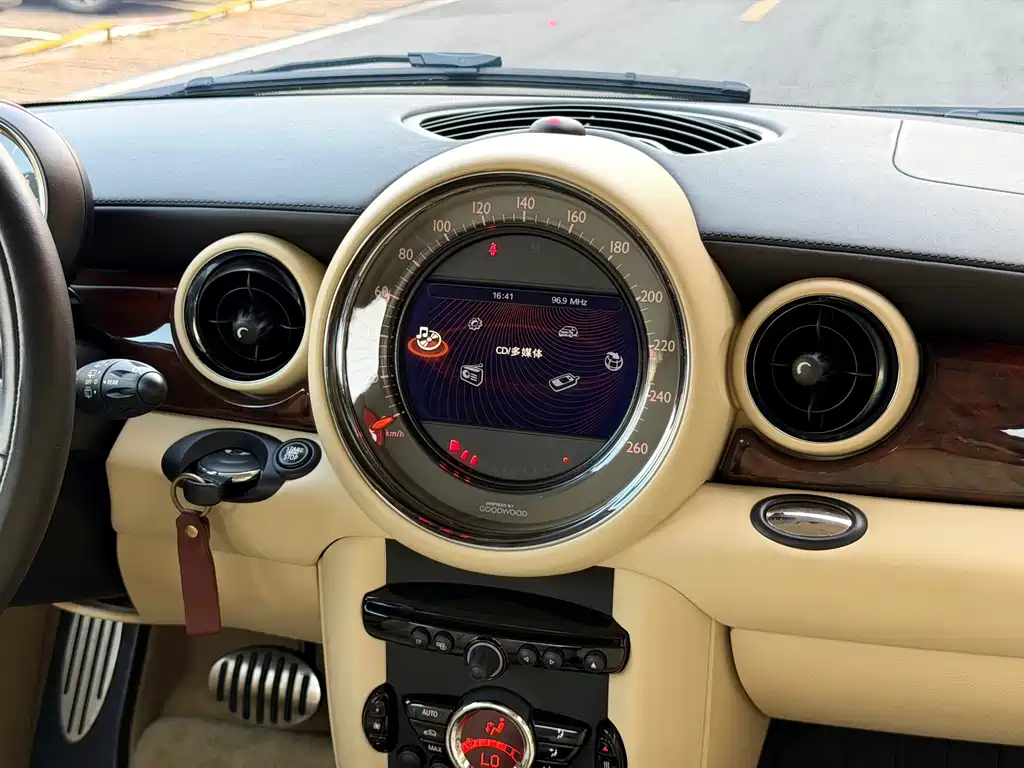 MINI Mini — миниатюра 14