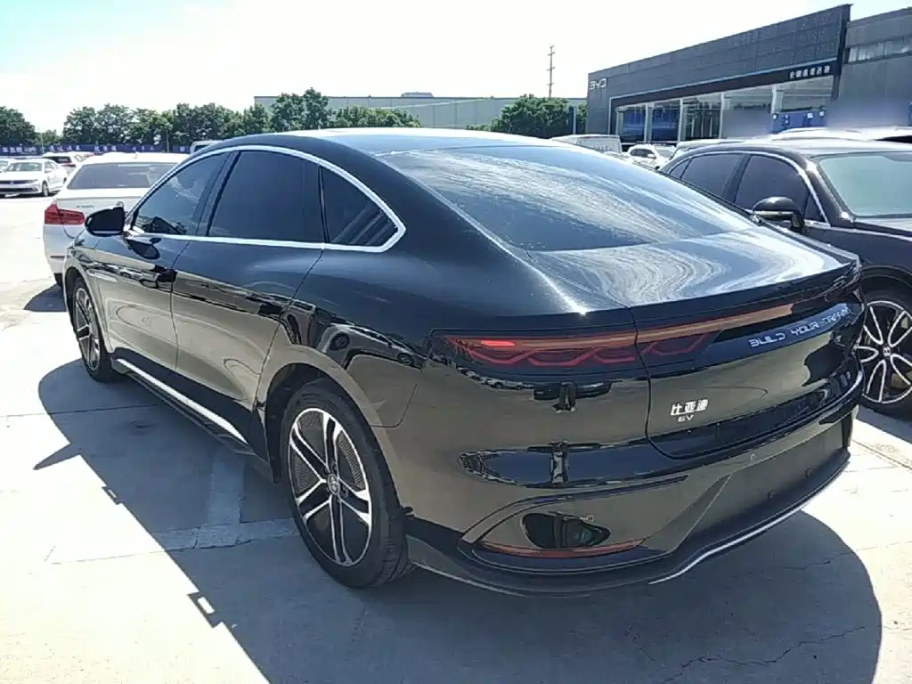 BYD Han — миниатюра 5