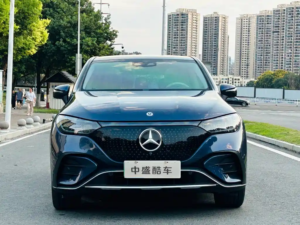 Mercedes-Benz EQE SUV — миниатюра 2