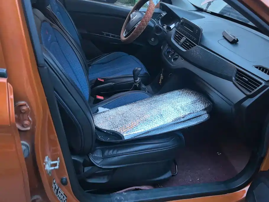 Baojun 310 — миниатюра 8