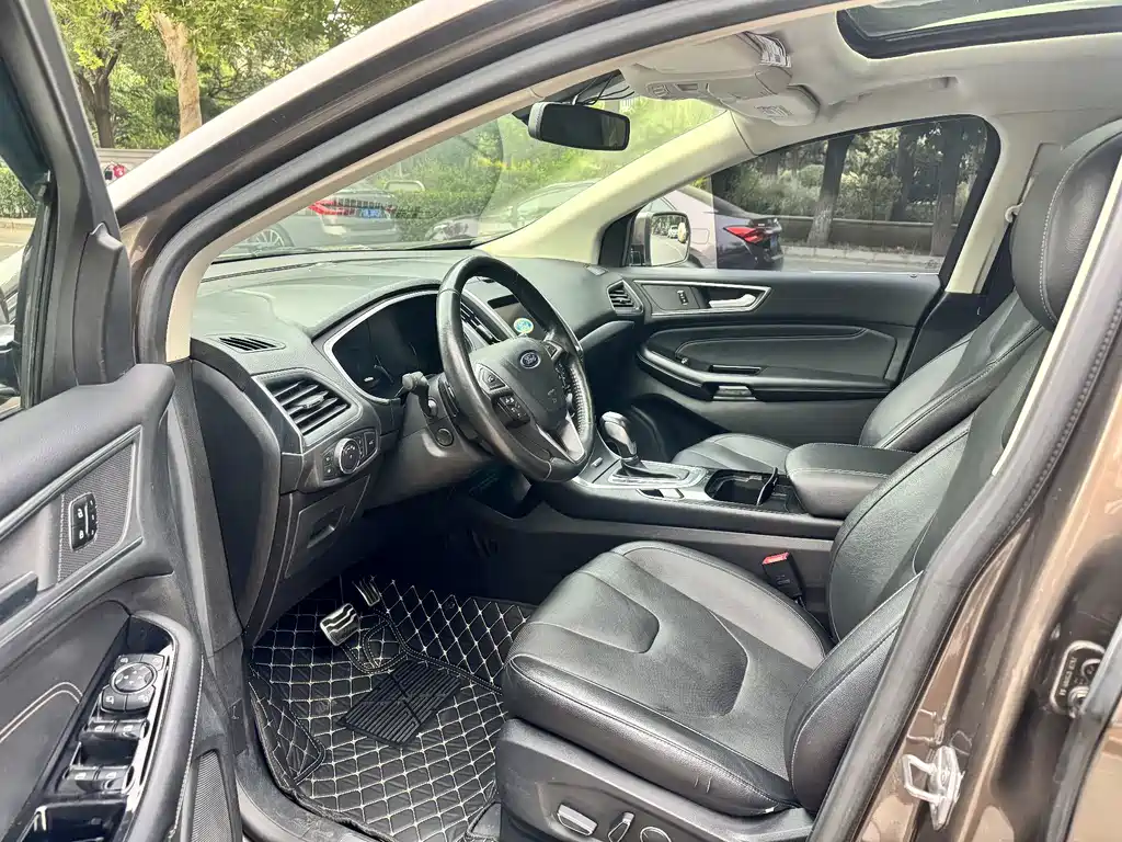 Ford Edge — миниатюра 18