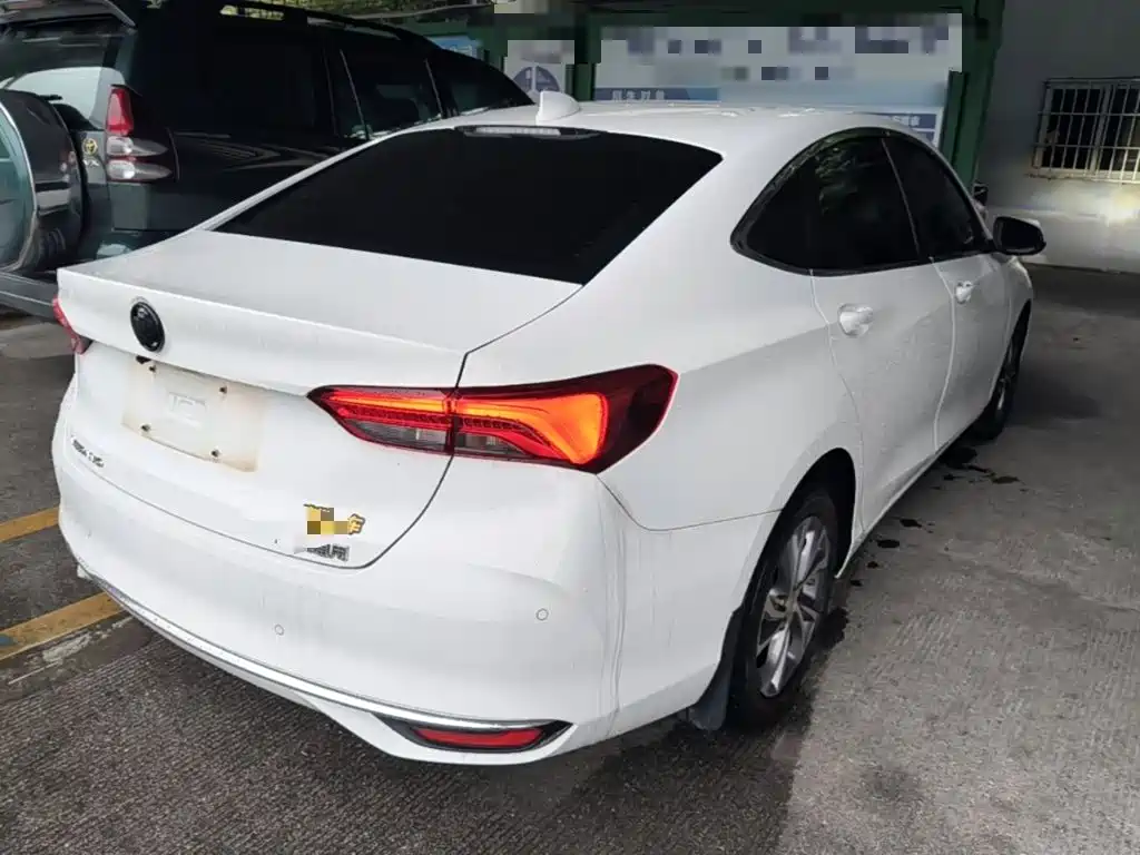Buick Verano — миниатюра 7