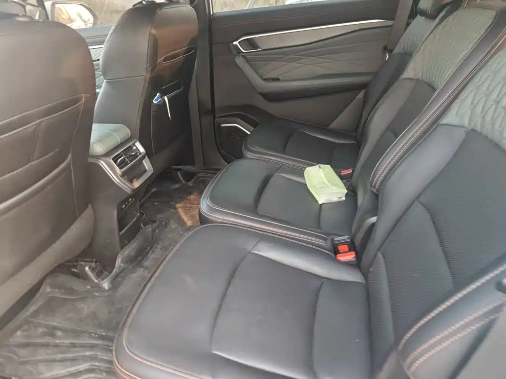 Geely Haoyue L — миниатюра 13