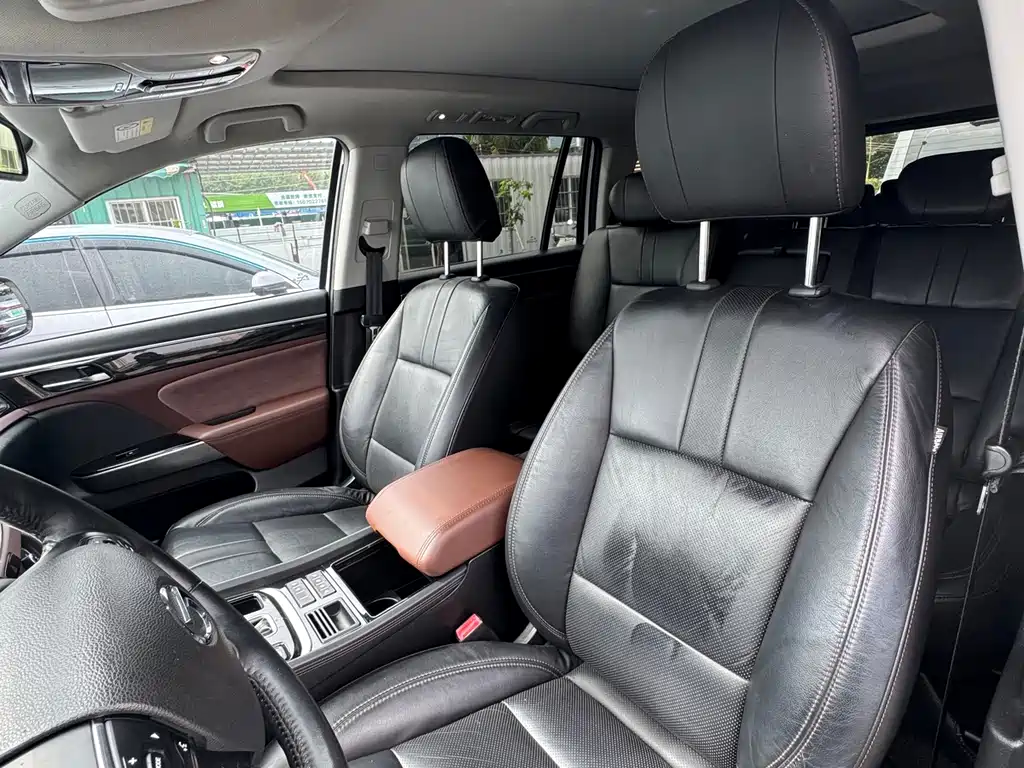 GAC GS8 2017 320T Luxury Smart Connect ( мест)
