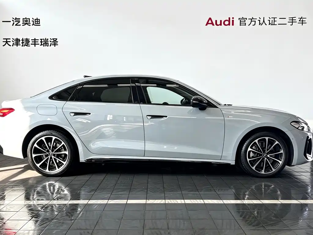 Audi Audi A5L — миниатюра 5