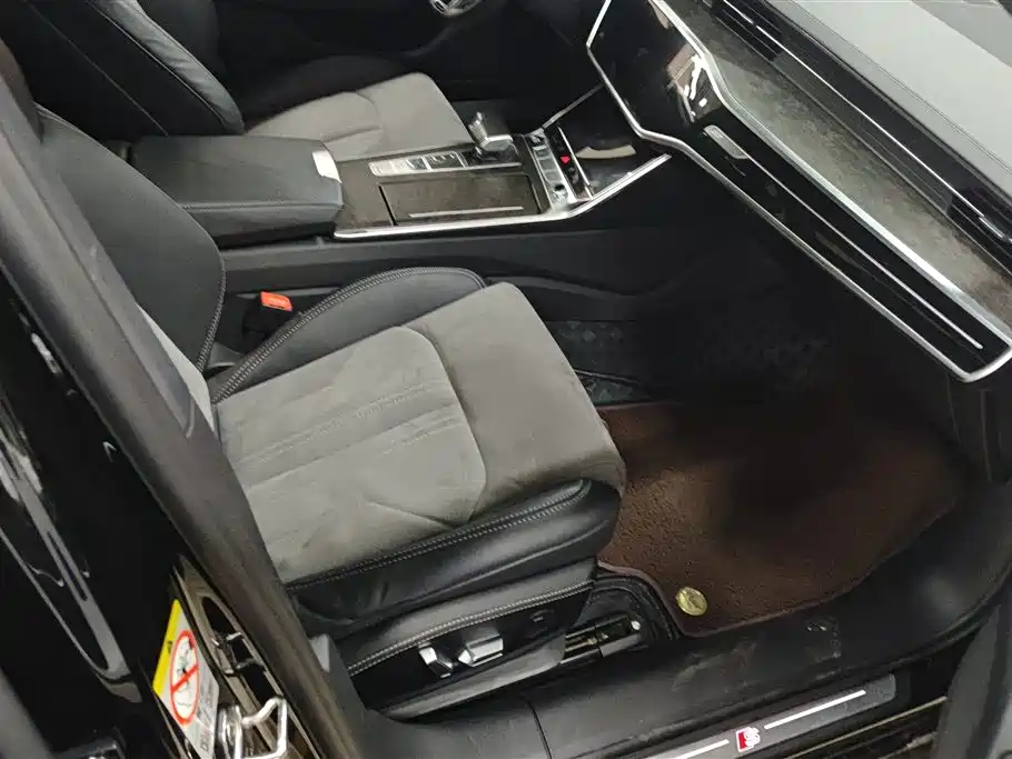 Audi A6L 2023 45 TFSI