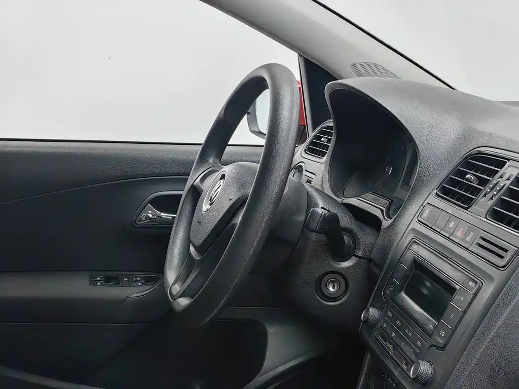 Volkswagen Polo — миниатюра 22