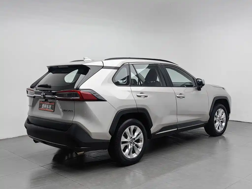 Toyota Wildlander — миниатюра 2