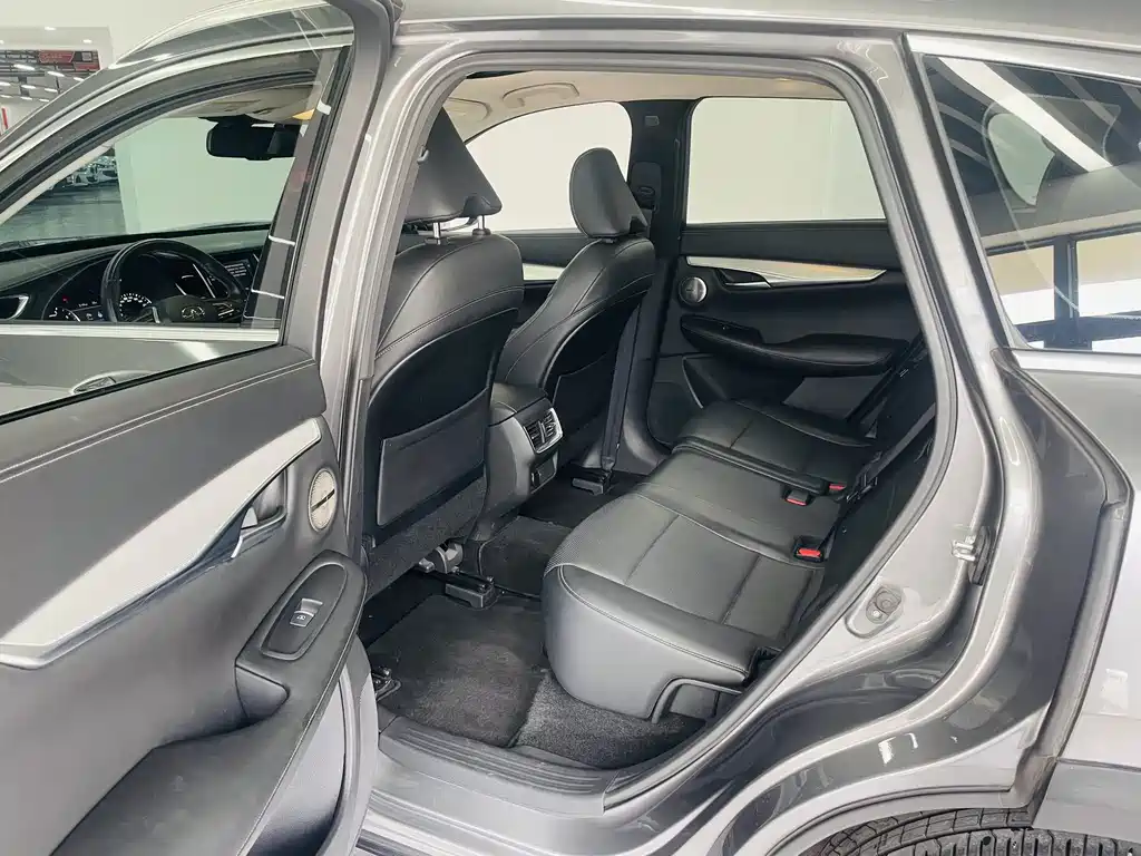 Infiniti QX50 — миниатюра 11