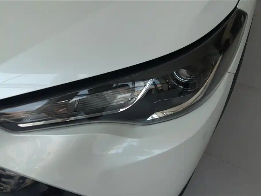 Toyota Frontlander 2024 2.0L CVT Lead