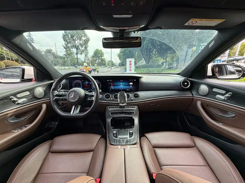 Mercedes-Benz E-Class New Energy — миниатюра 13
