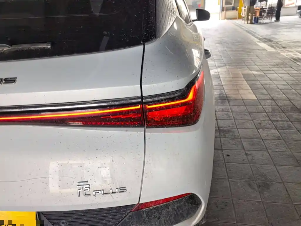 BYD Yuan Plus — миниатюра 8