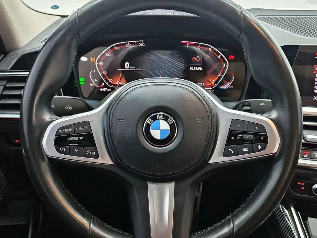BMW 3 Series — миниатюра 11