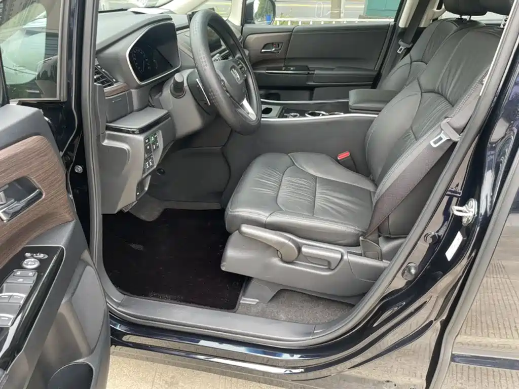 Honda Odyssey — миниатюра 8