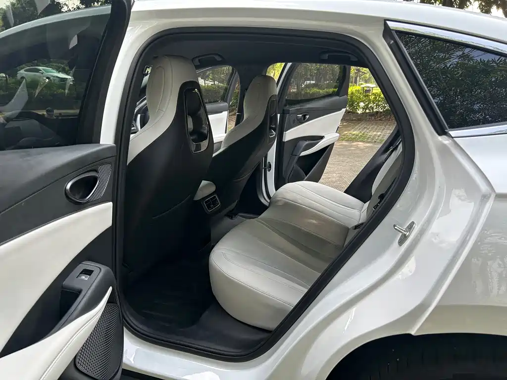 BYD Seal 06 — миниатюра 5