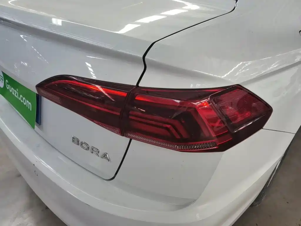Volkswagen Bora — миниатюра 8