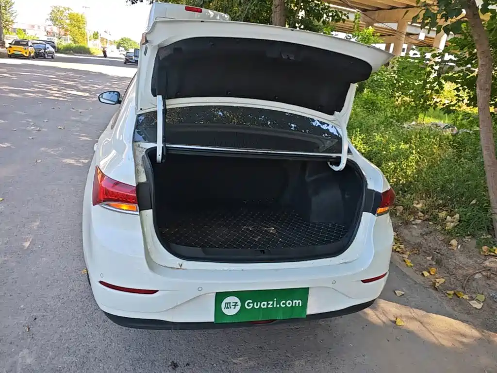 Buick Excelle — миниатюра 19