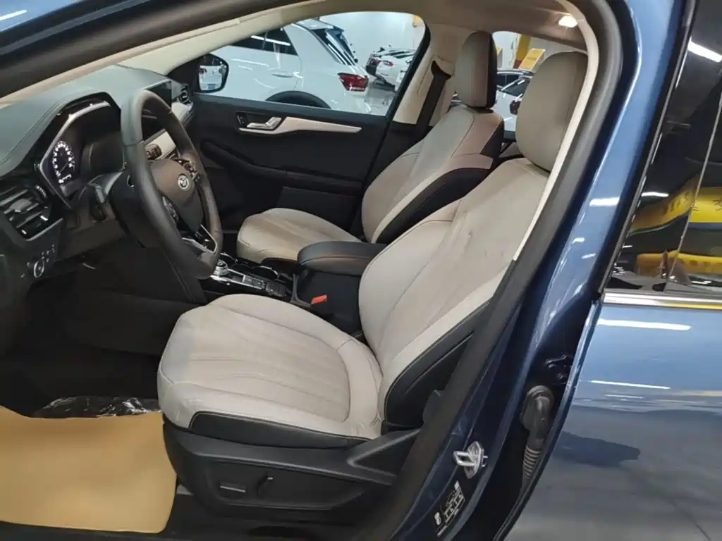 Ford Escape — миниатюра 15