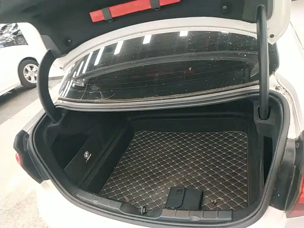 BMW 1 Series — миниатюра 19