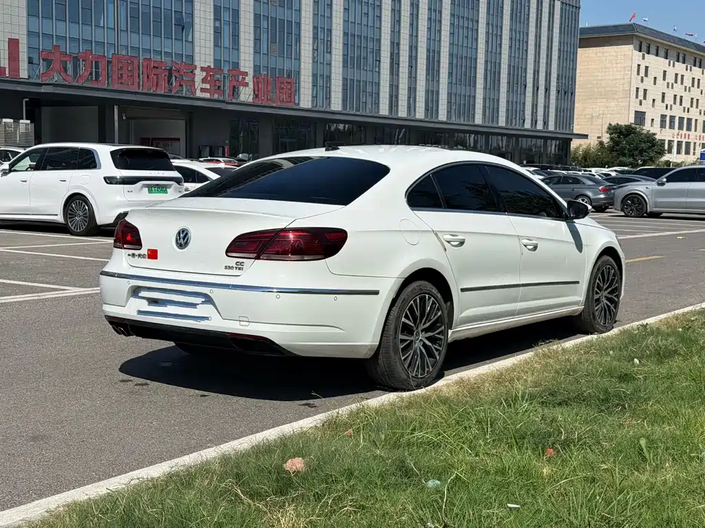 Volkswagen CC — миниатюра 18