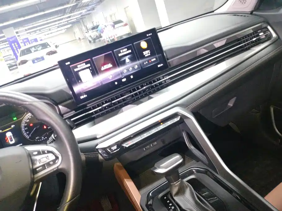 Geely Vision X6 — миниатюра 13