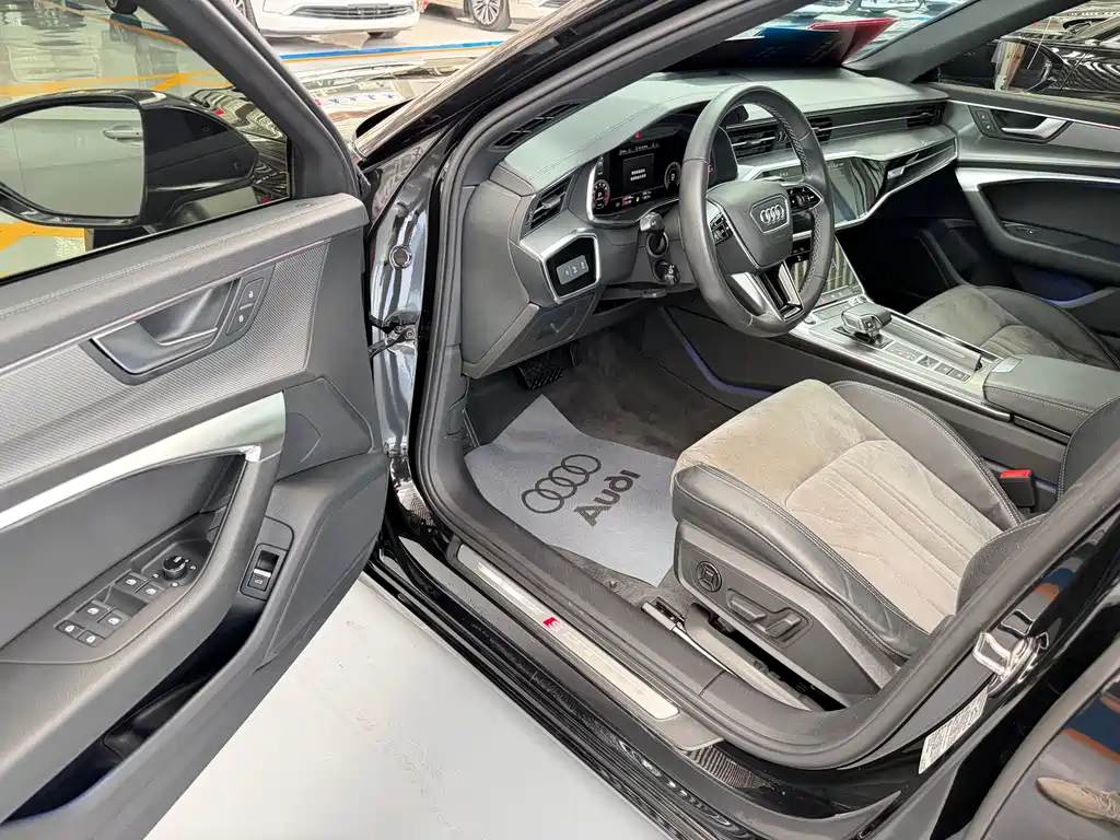 Audi A6L 2021 40 TFSI Luxury