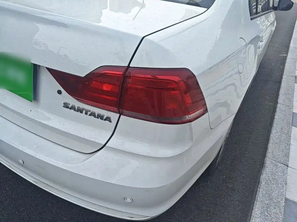 Volkswagen Santana — миниатюра 8