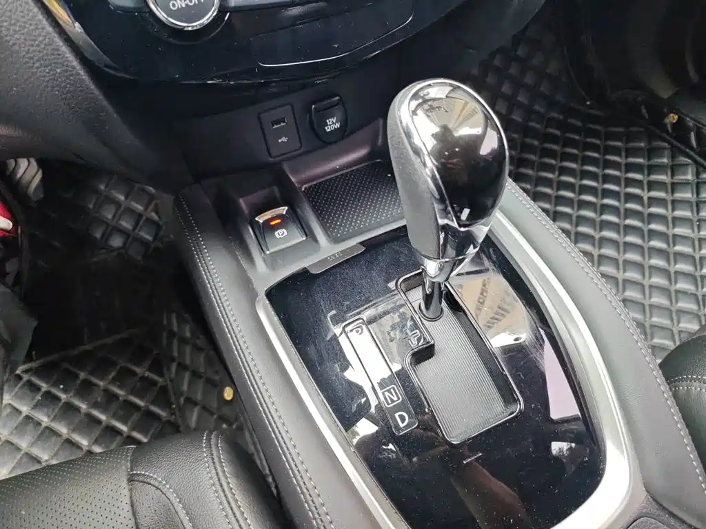 Nissan X-Trail — миниатюра 15