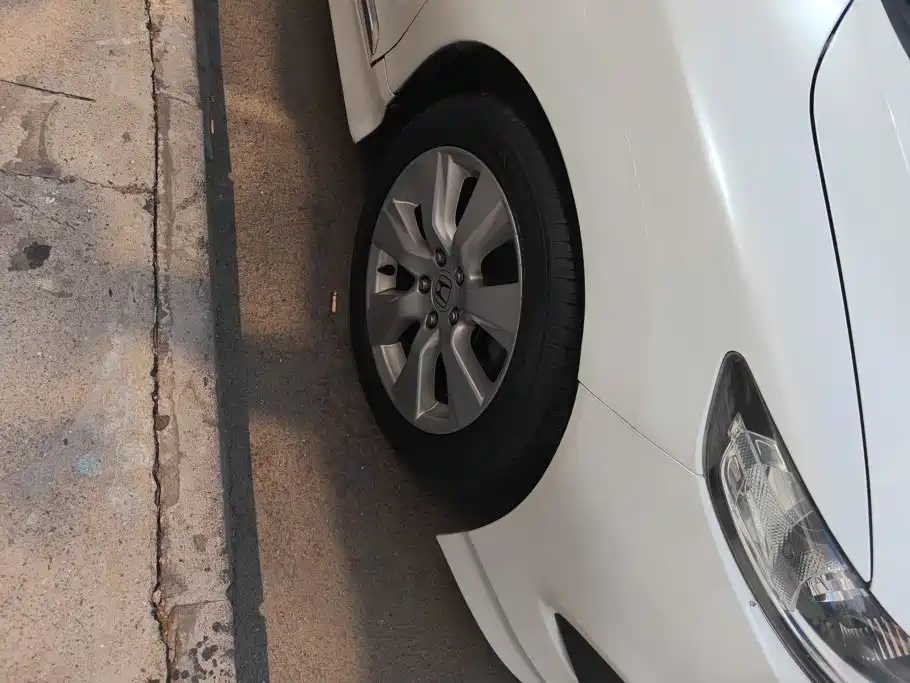 Honda Jade — миниатюра 6