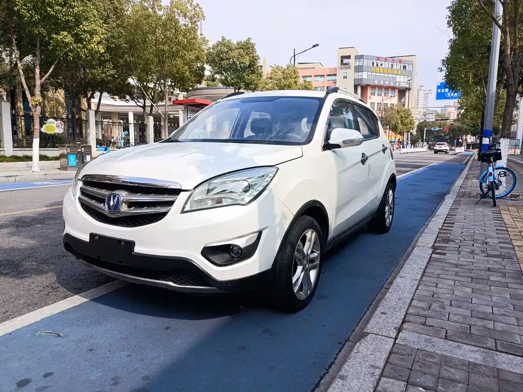 Changan CS35 2015