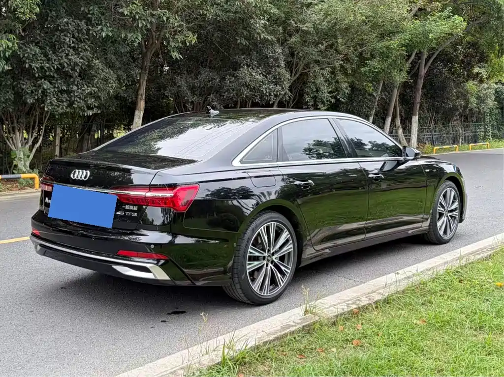 Audi A6L — миниатюра 5