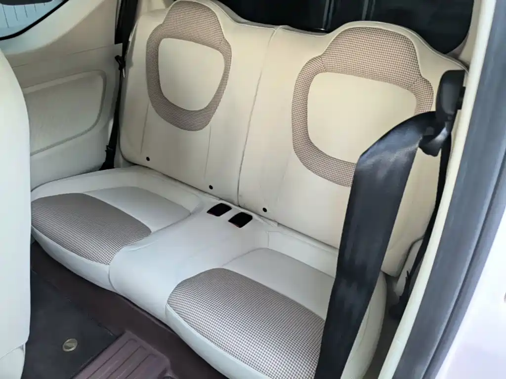 Wuling MINIEV — миниатюра 17