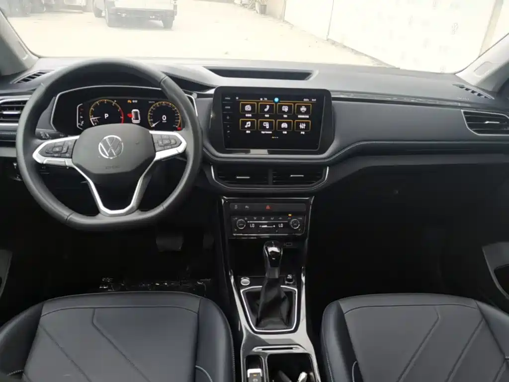 Volkswagen Tharu — миниатюра 10