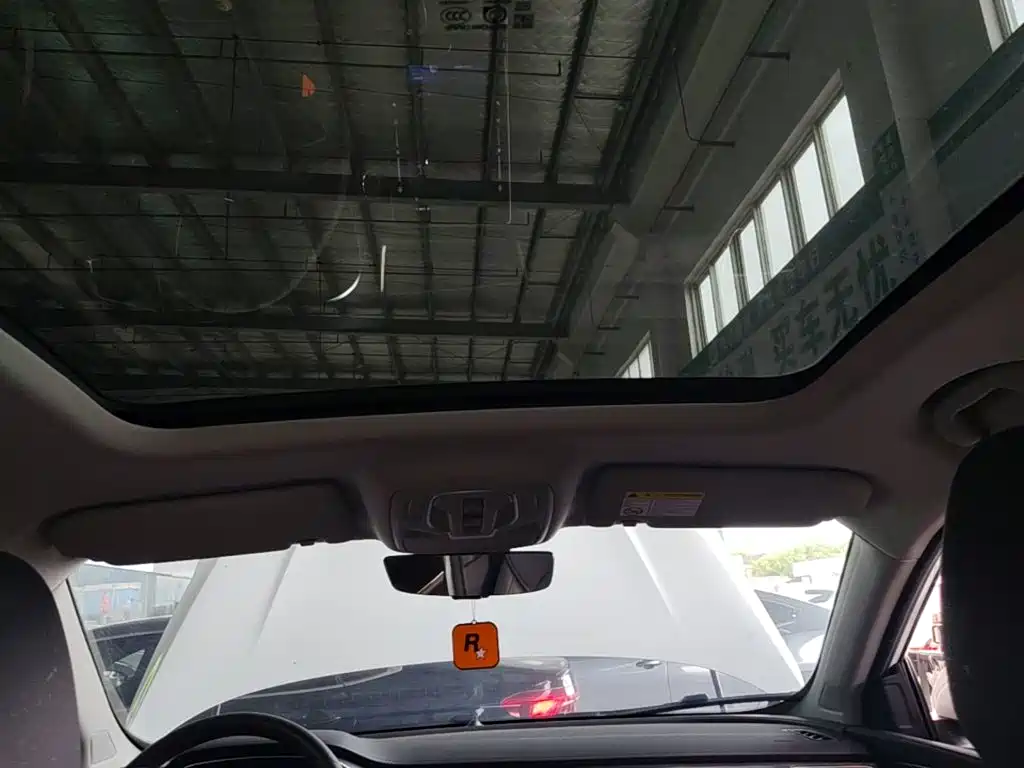 Roewe RX5 — миниатюра 18