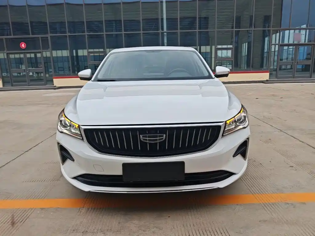 Geely Emgrand — миниатюра 3