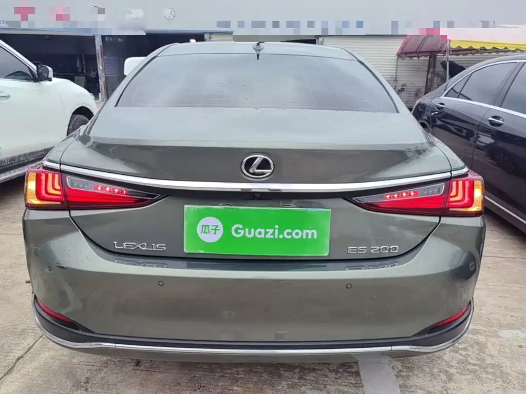 Lexus ES — миниатюра 6
