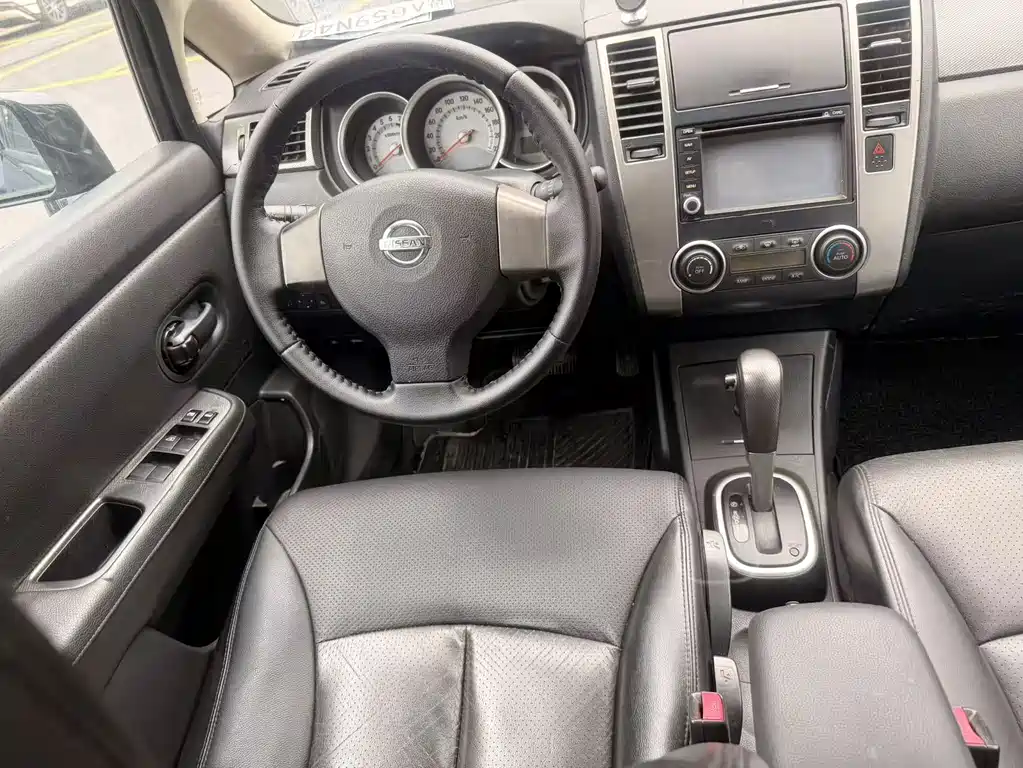 Nissan Tiida 1.6L CVT Smart Type, фото 17
