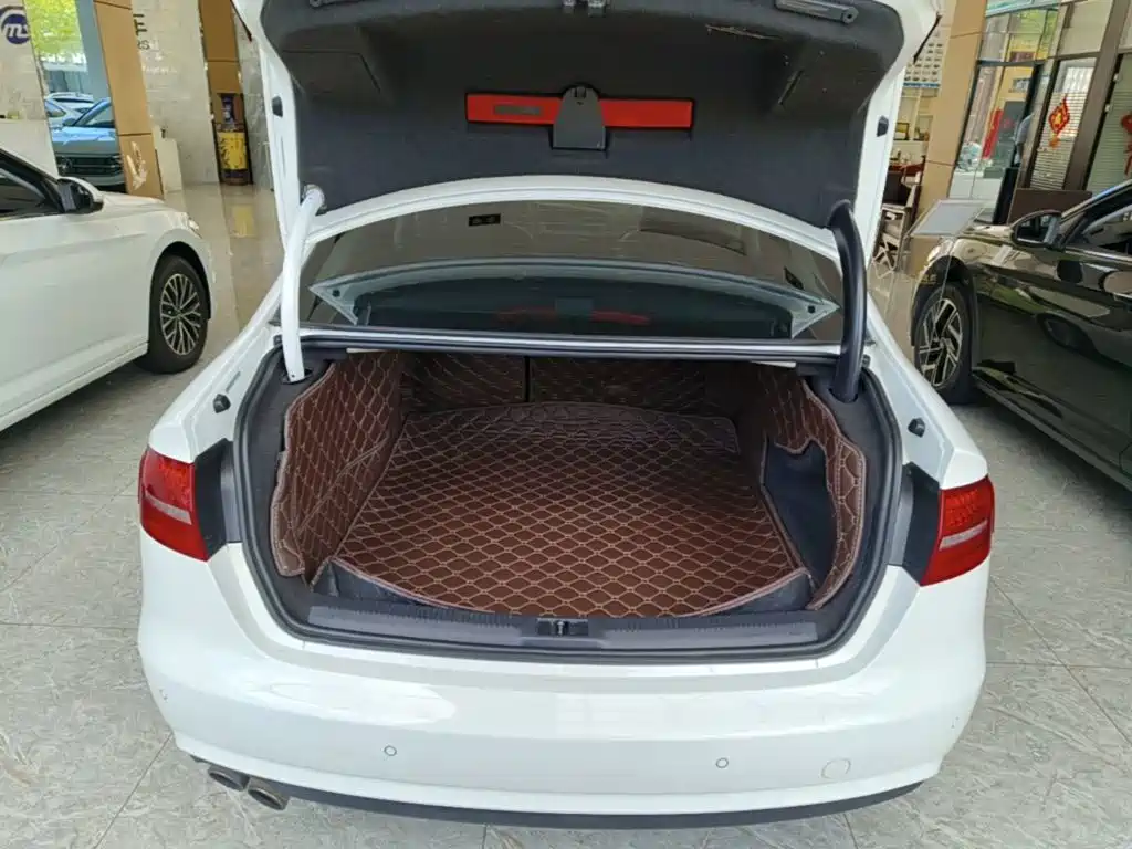 Audi A4L — миниатюра 19